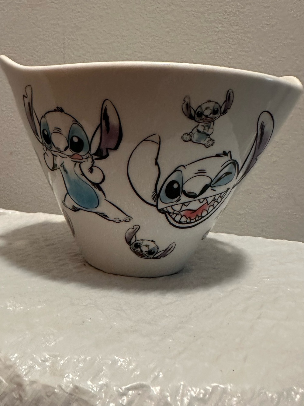 Disney Lilo & Stitch Ceramic Ramen Bowl Serving Soup Rice Snack Collectible